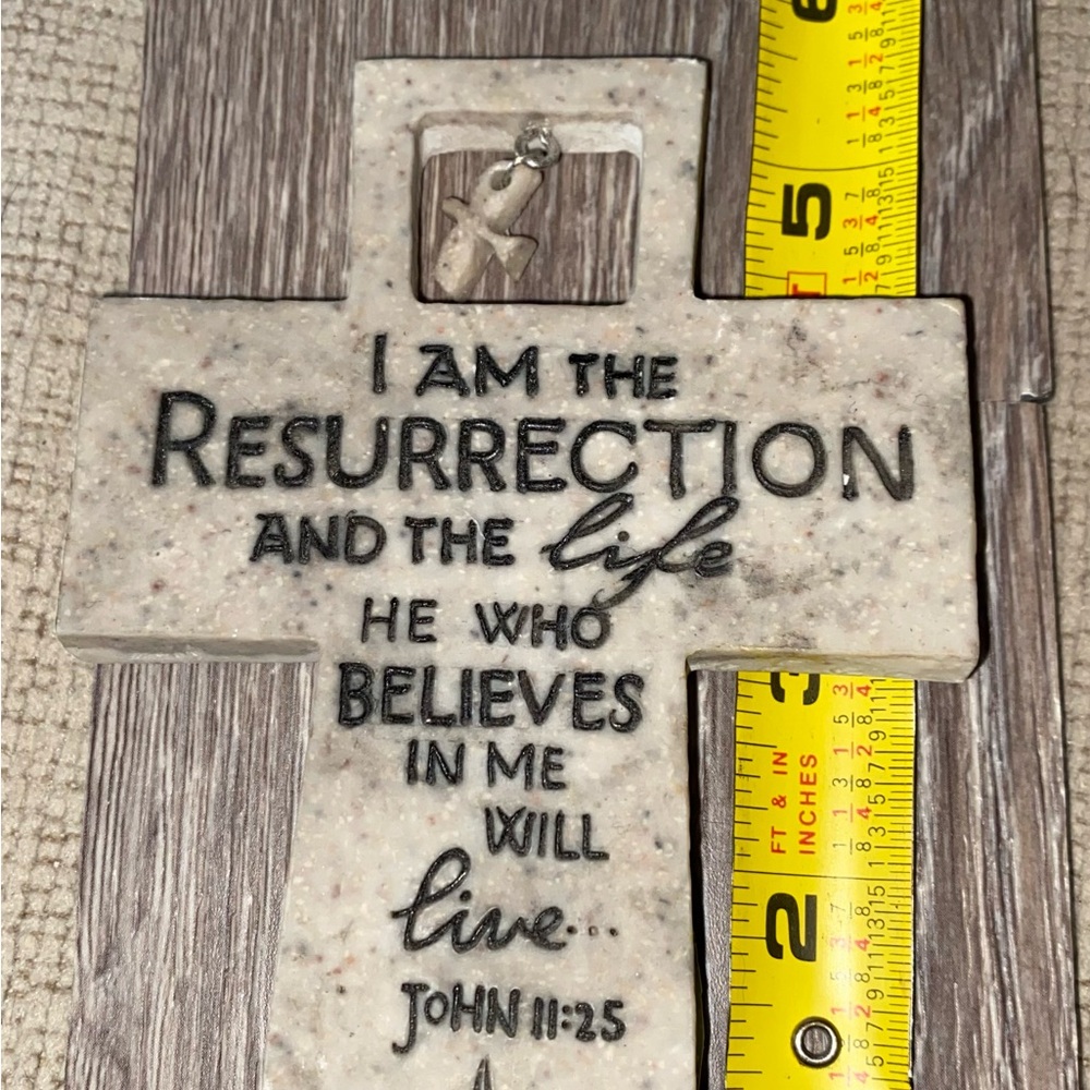 RESURRECTION SCULPTURE CROSS